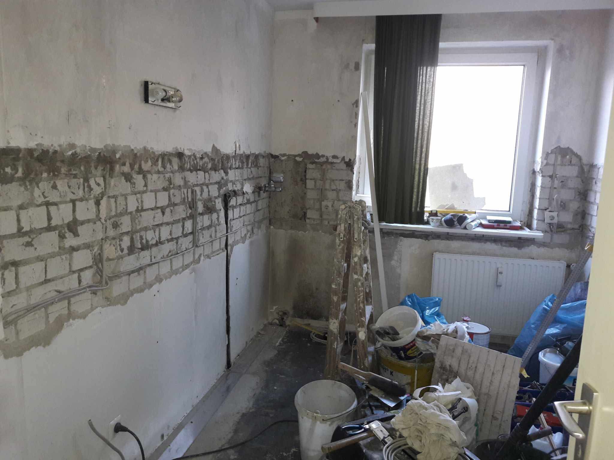 Raum vor Renovierung – Nova Structura Hamburg